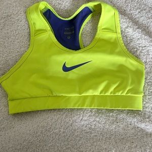 Nike Pro Sports Bra